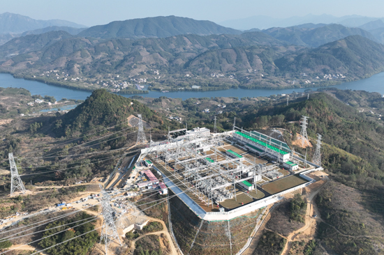 广西投运两个超级“电心脏”为经济大盘注入“电能量”