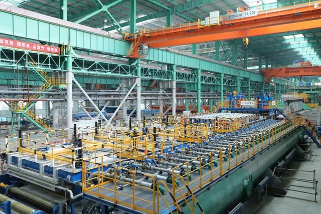 全球首条3800高架中厚板生产线热试成功