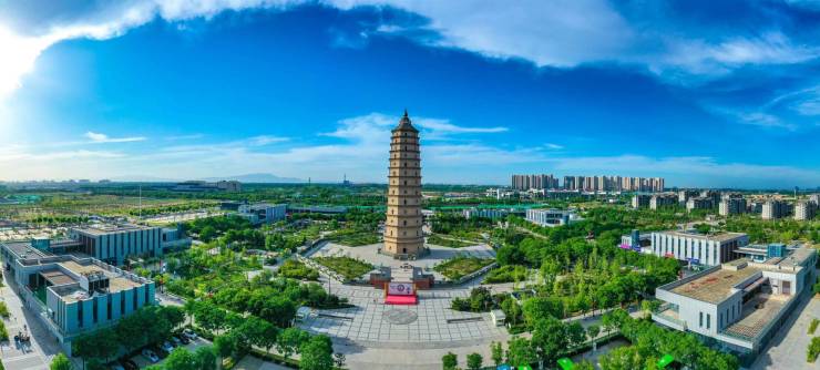 年度红盘!陕建崇文朗樾品质好房高绿化国企开发建筑类型(图5)