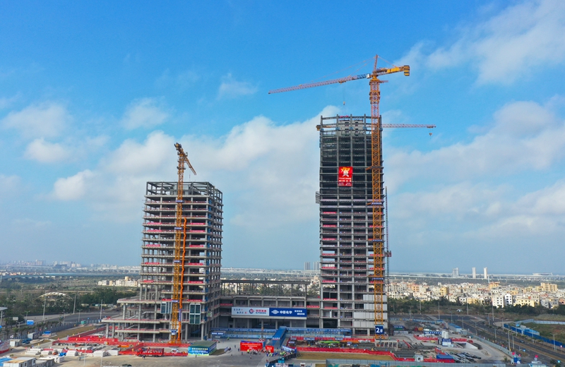 平均3天一层中海油01地块项目T1-1塔楼外框钢构封顶(图3)