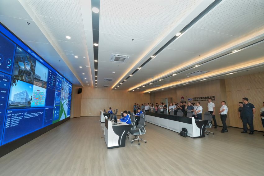 简阳“智慧工厂”赋能工业强市：全智能生产线打造建筑工业化新标杆