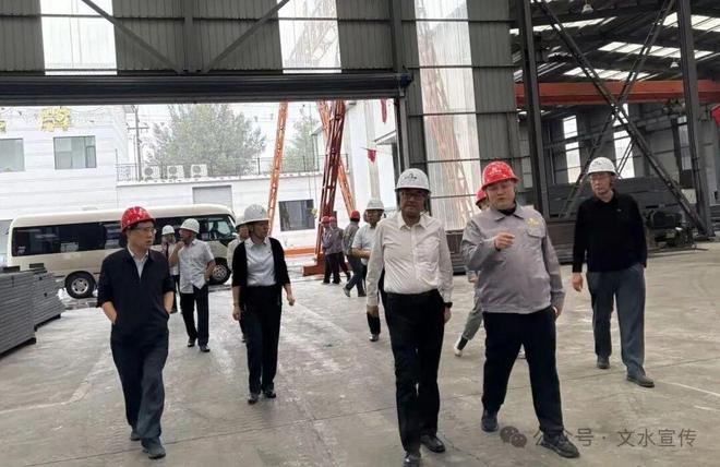 中铁十七局考察文水钢模板产业携手互利共赢打开发展新局(图2)