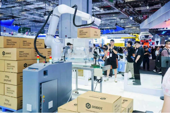 从机械臂到人形机器人越疆机器人具身工业率先登场(图9)