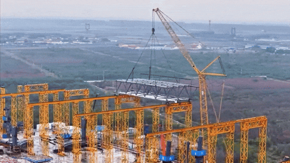 津潍高铁东营南站完成钢屋盖滑移首吊项目正式进入钢屋盖滑移施工关键阶段(图3)
