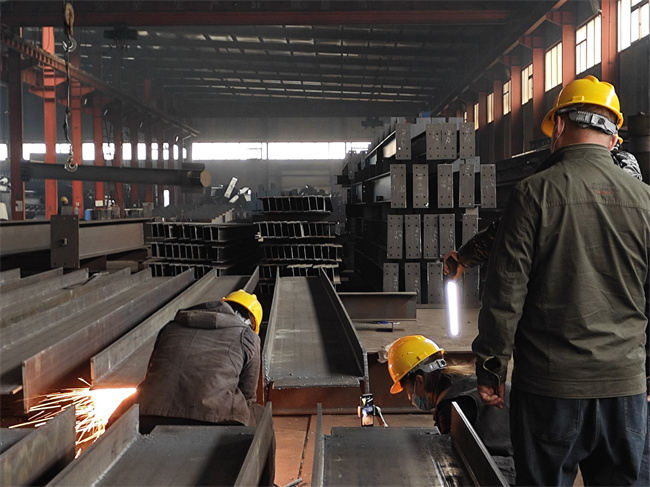 2024年钢结构供需平衡变化与趋势分析