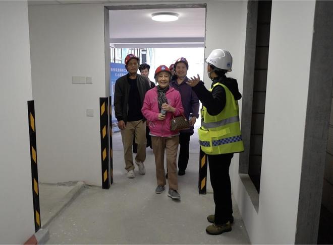 像搭积木一样造房子！虹口区首个钢结构装配式成套改造项目主体封顶节省50%工期(图3)