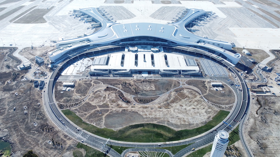 草原钢骨铸就“空中哈达”匠心雕琢北疆新地标