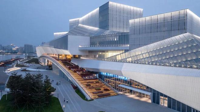 刷屏朋友圈的白鹅潭“文化巨轮”藏着你不知道的湾区浪漫(图4)